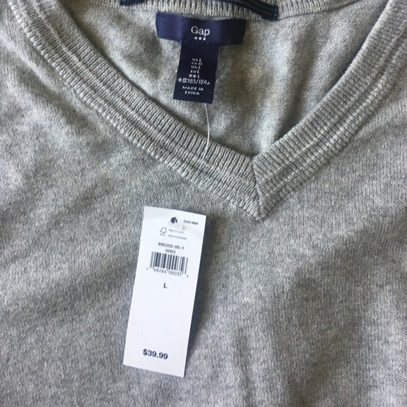 NWT GAP V NECK SWEATER LARGE - Picture 3 of 4